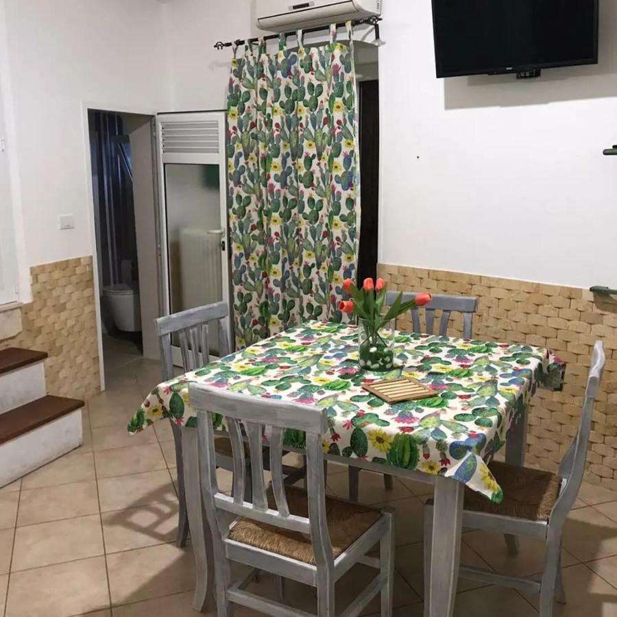 オストゥーニ Casa Annaヴィラ エクステリア 写真